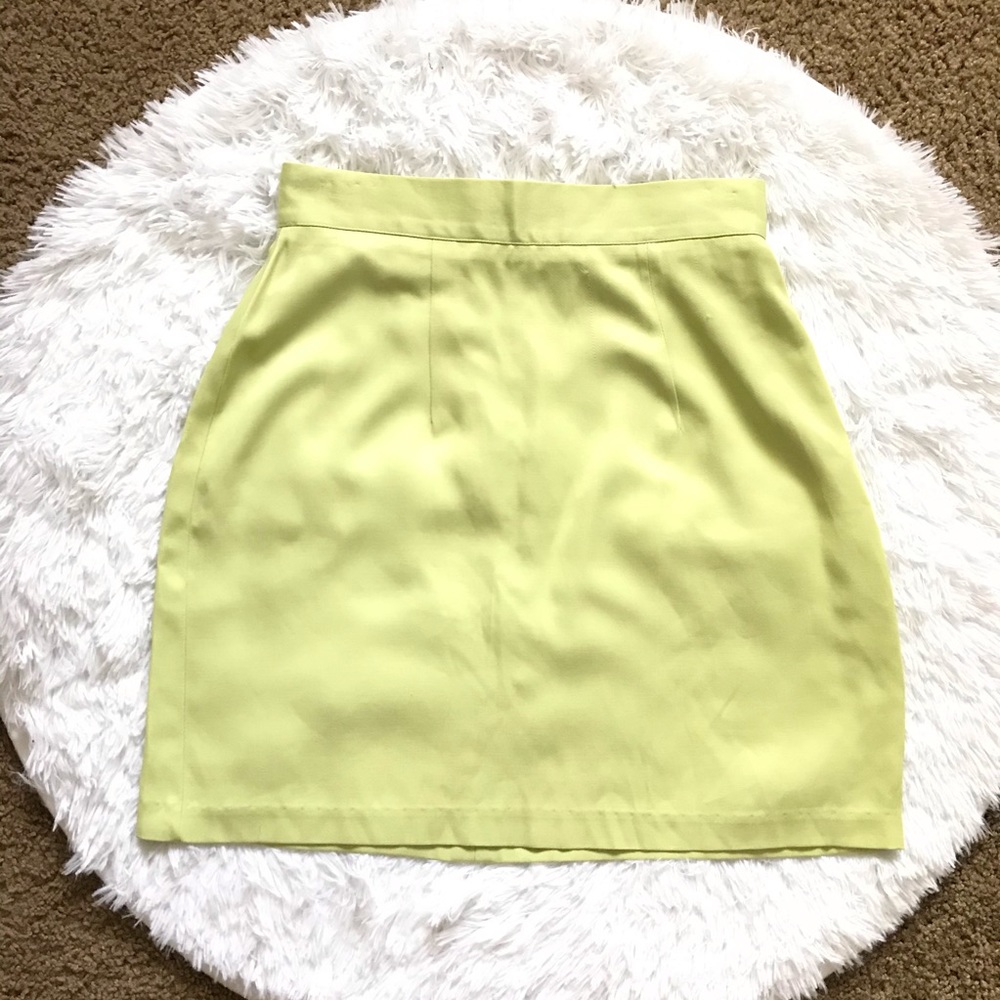 Rampage Junior’s Lime Green Retro Mini Skirt